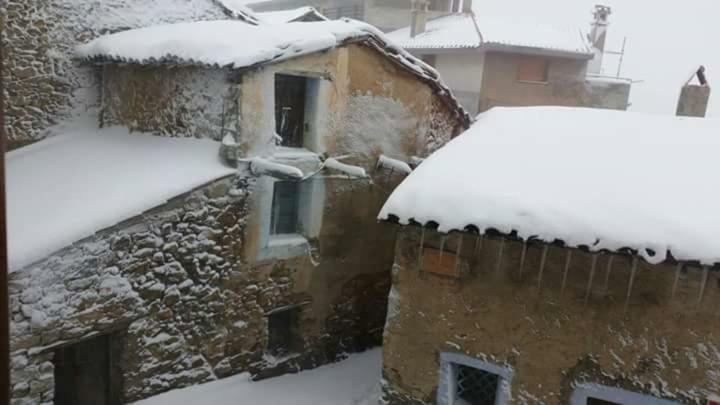 B&B Gennargentu Fonni Bagian luar foto